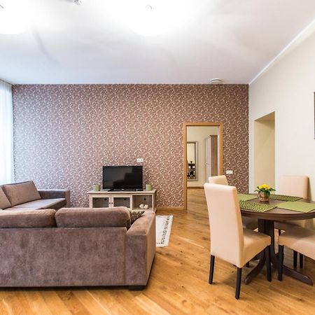 Riga Lux Apartments - Ernesta, Free Parking Eksteriør bilde
